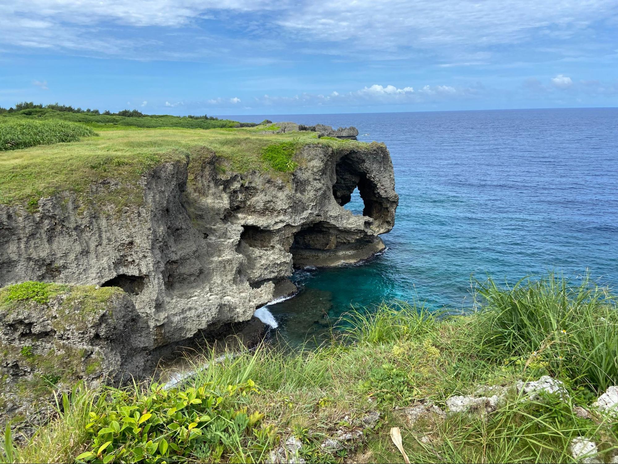 特別活動で訪れた万座ビーチ